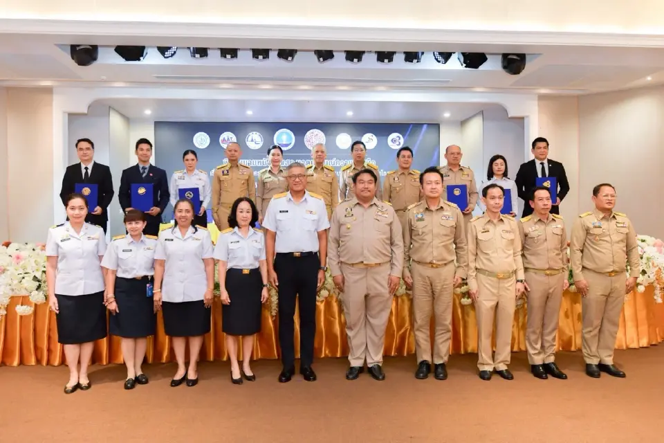 ททท.ผนึกคมนาคม ลงนาม LOI กับ กรมท่าอากาศยานและ 4 ภาคีเครือข่าย ลงนาม LOI เปิดโอกาส “ผู้โดยสารรอเปลี่ยนเครื่อง” ออกมาเที่ยวไทย