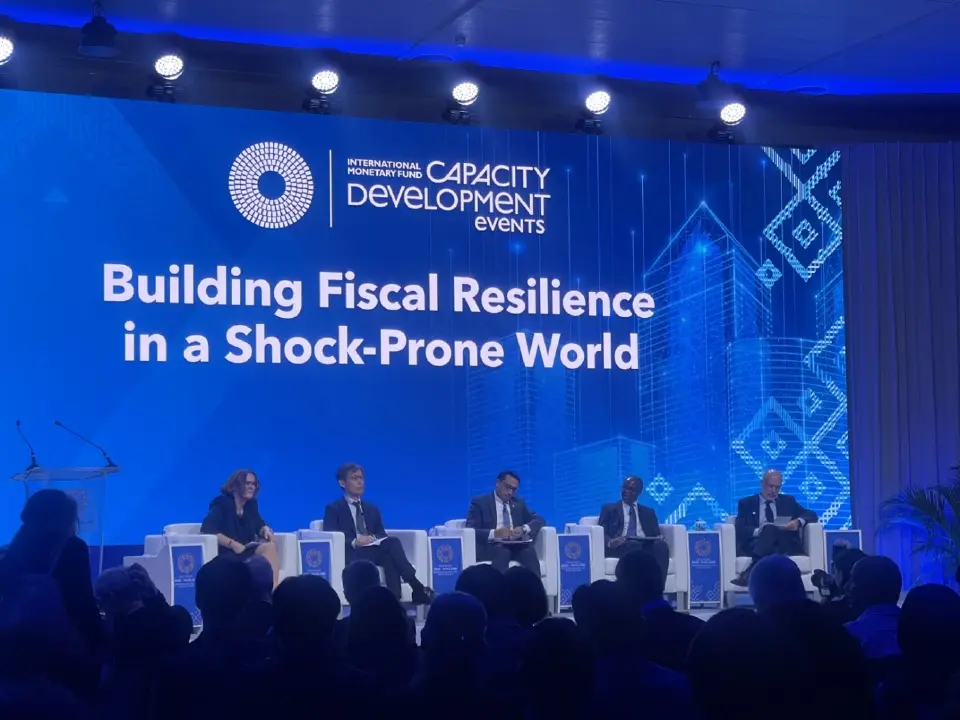 IMF เตือนโลกเสี่ยงวิกฤตการคลัง หนี้สูง-ดอกเบี้ยพุ่ง จี้เร่งปฏิรูปภาษี