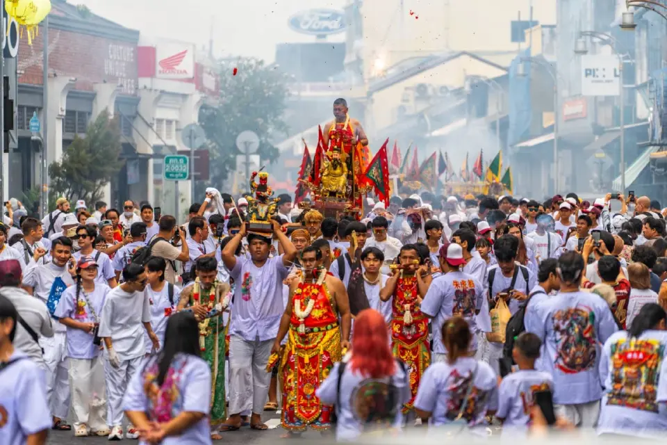 ประเพณีถือศีลกินผักภูเก็ต