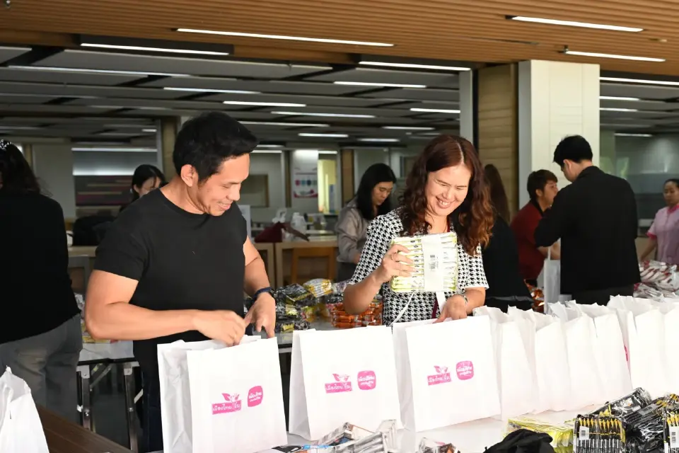 เมืองไทยประกันชีวิต รวมพลังจิตอาสา จัด 2,000 ถุงยังชีพช่วยน้ำท่วม