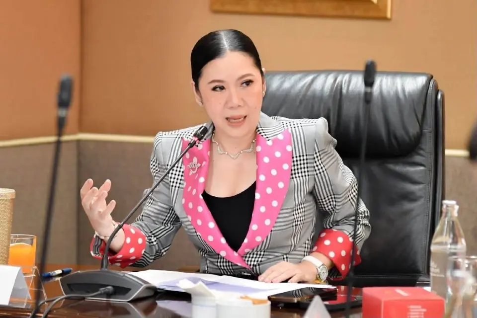 ฐาปนีย์ เกียรติไพบูลย์ ผู้ว่าการการท่องเที่ยวแห่งประเทศไทย(ททท.) 