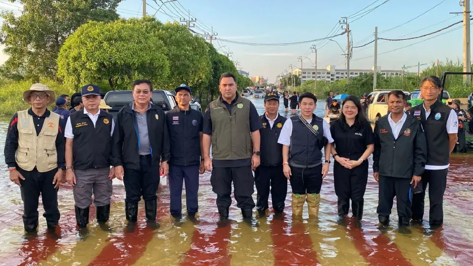 นายวัชระพล ขาวขำ รัฐมนตรีช่วยว่าการกระทรวงเกษตรและสหกรณ์