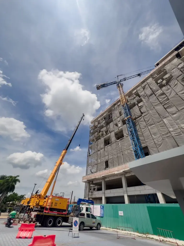 “สรรเพชญ”เผยอาคาร 9 ชั้น รพ.สงขลา เดินหน้าก่อสร้างต่อ ลงนามสัญญา ธ.ค.นี้