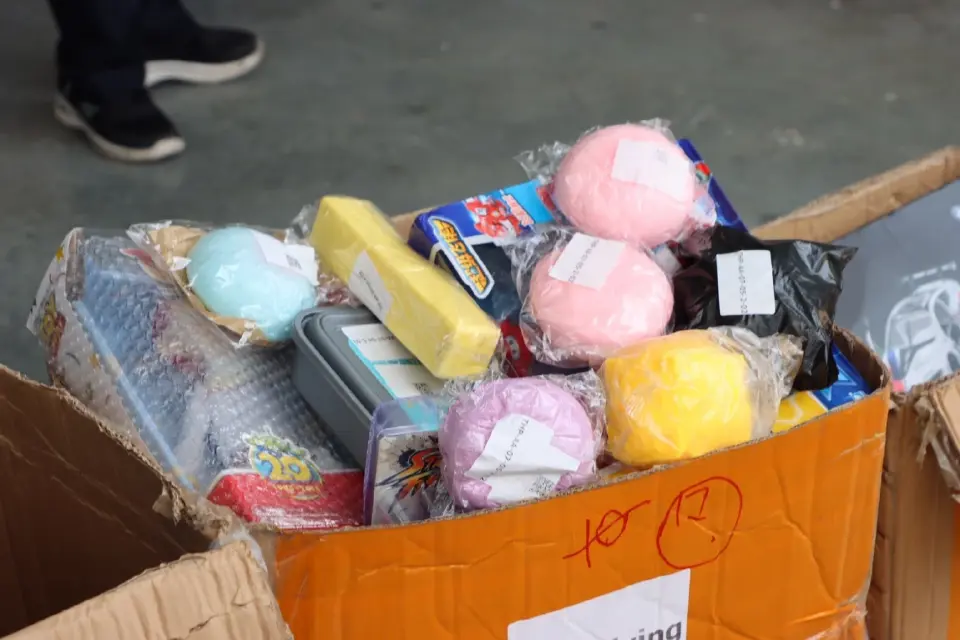 ลุยปราบของเล่นเถื่อน สมอ. ยึดสินค้าไร้ มอก. 199 ชิ้น เตรียมเรียกผู้เกี่ยวข้องสอบ