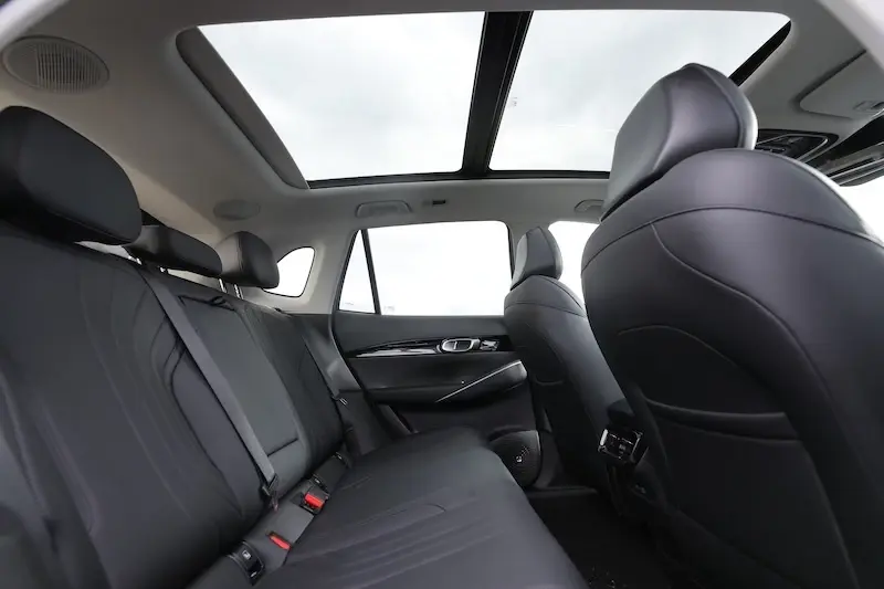 GEELY STARRAY EM-R