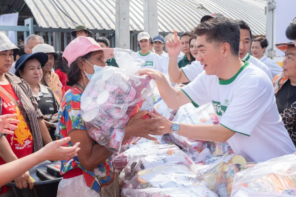 เครือซีพีระดมกำลังช่วยผู้ประสบภัยน้ำท่วม ลงพื้นที่ส่งต่อความห่วงใยถึงชุมชน