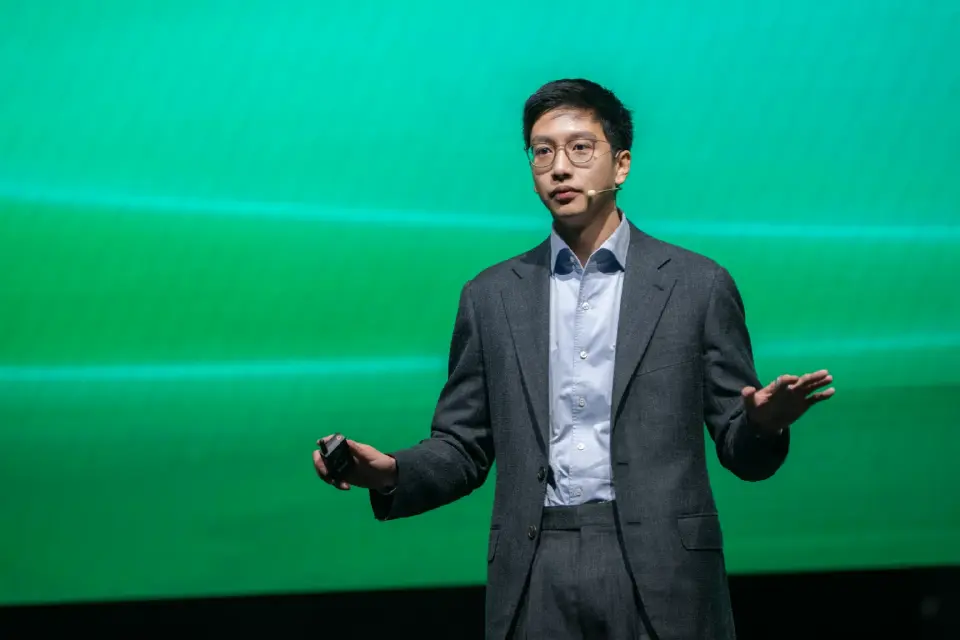 อธิศ กฤตยาพงศ์พันธุ์ Partner, Boston Consulting Group 