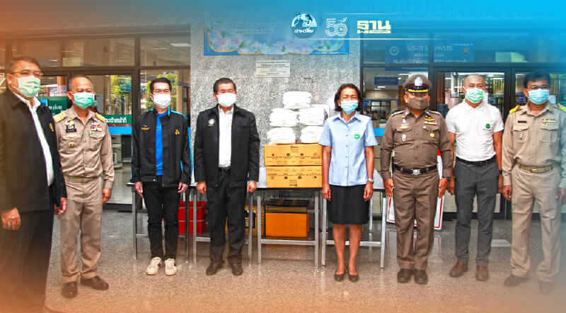 “รมต.นิพนธ์”เยี่ยมให้กำลังใจผอ.รพ.ชุมพรเขตรอุดมศักดิ์สู้โควิด-19