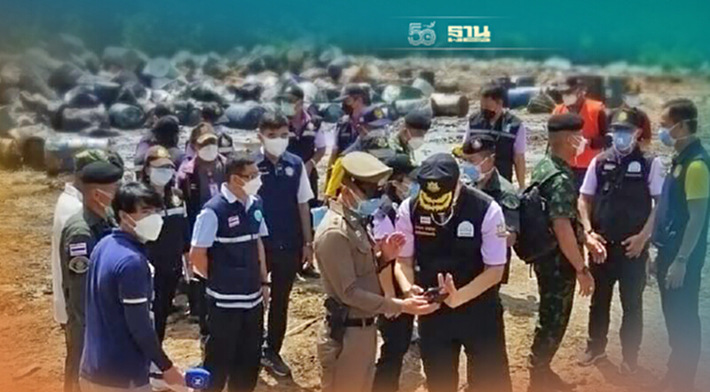 กรมควบคุมมลพิษยกทีมลุยสอบลอบทิ้งขยะเคมี400ถัง"พัฒนานิคม" กรมควบคุมมลพิษยกทีมลุยสอบลอบทิ้งขยะเคมี400ถัง"พัฒนานิคม"