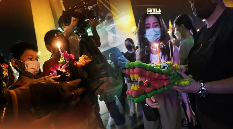 วันลอยกระทงปี 2564 คึกคัก ประชาชนร่วมสืบสานประเพณีไทย