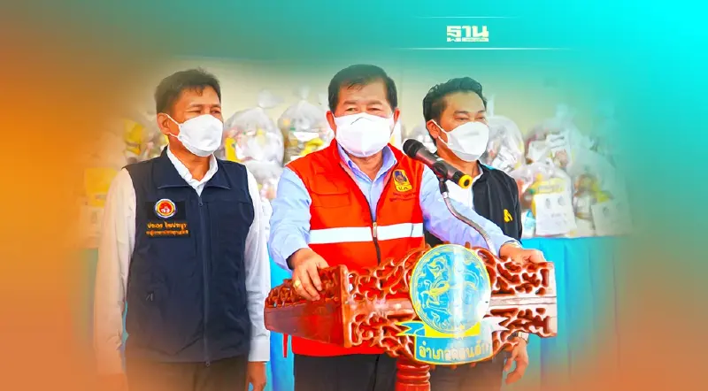 “นิพนธ์” ลุยช่วยผู้ประสบภัยน้ำท่วม “อ.กาญจนดิษฐ์-ดอนสัก” สุราษฎร์ธานี