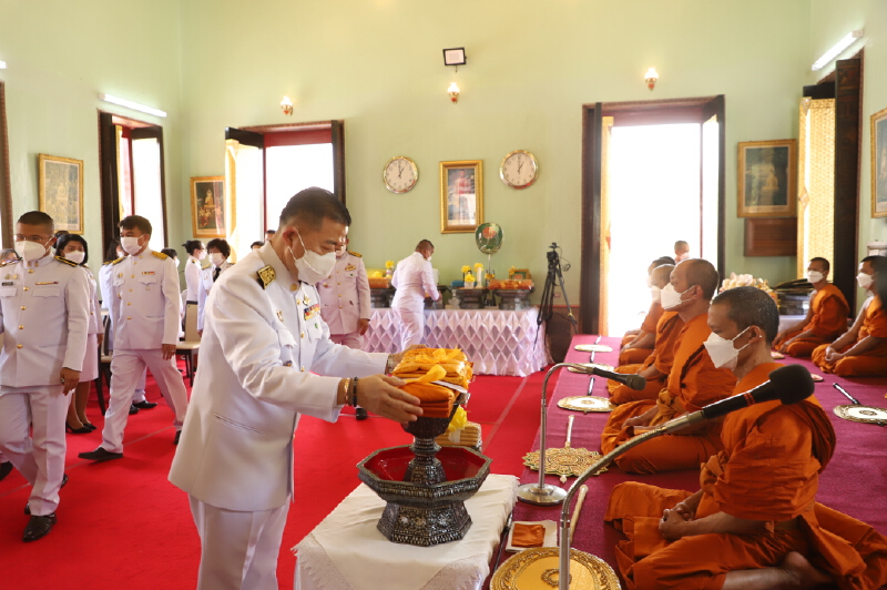 เลขาธิการ ส.ป.ก. เป็นประธานถวายผ้าพระกฐินพระราชทานประจำปี 2564