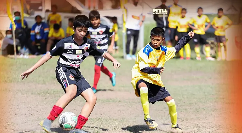 “ไวไวคิดส์ ฟุตบอลคลินิก” ปูทางเด็กไทยสู่นักฟุตบอลอาชีพ
