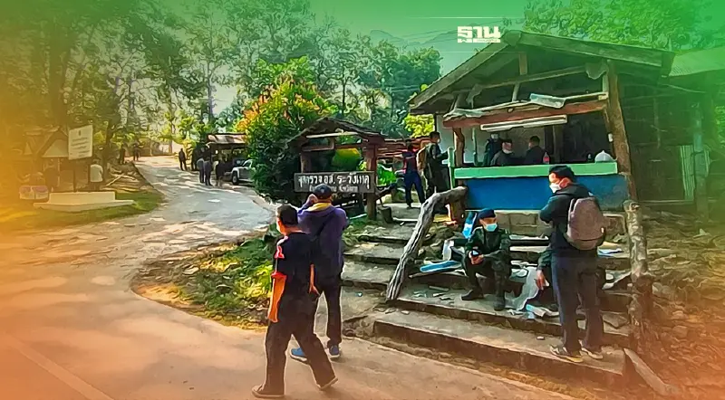 ทหารพราน ตชด. อส. ตรึงกำลังรอบศูนย์ผู้อพยพบ้านแม่หละ  