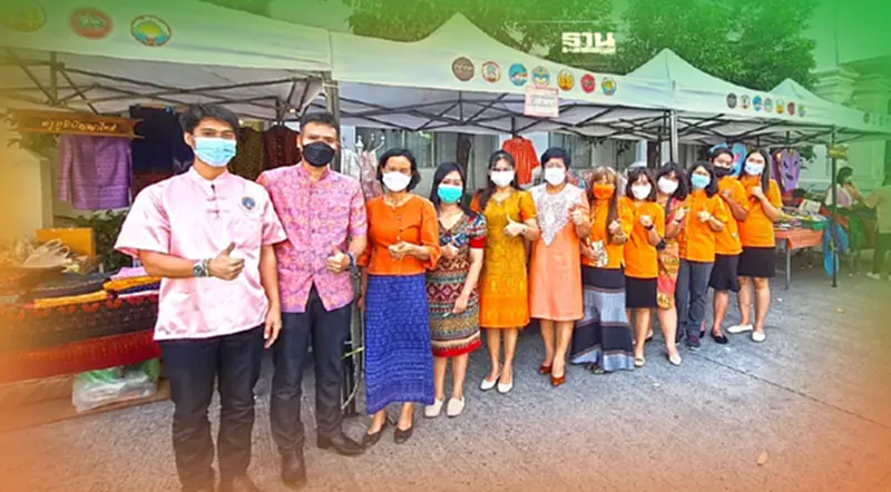 อานิสงส์รณรงค์ใส่ผ้าไทย กลุ่มทอผ้าลพบุรีรายได้โตพุ่ง70% อานิสงส์รณรงค์ใส่ผ้าไทย กลุ่มทอผ้าลพบุรีรายได้โตพุ่ง70%