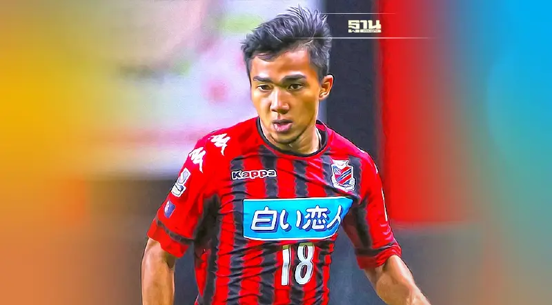 "เจ ชนาธิป สรงกระสินธ์" กับเส้นทางลูกหนังก่อนขึ้นแท่นนักเตะ 100 ล.