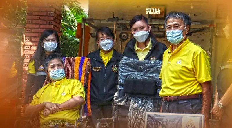 สปส.ลงพื้นที่เพชรบุรี สร้างกำลังใจผู้ประกันตนทุพพลภาพรับปีใหม่