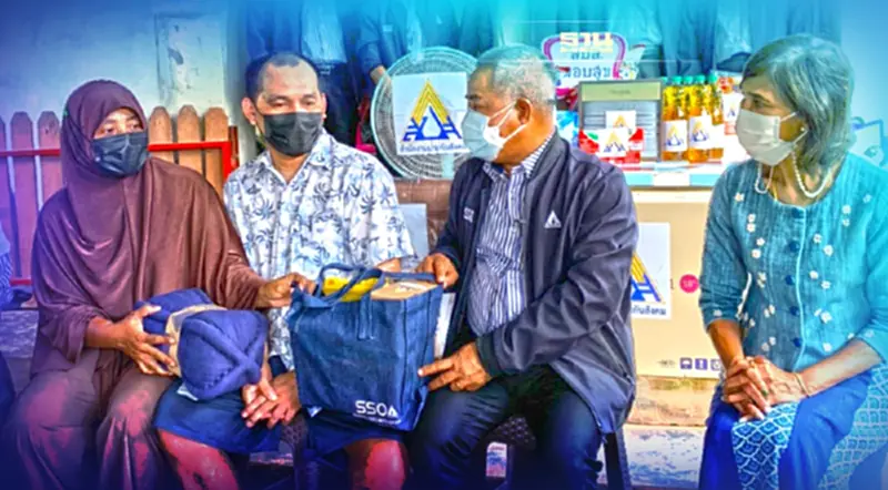 สปส.ลงพื้นที่สงขลา มอบเครื่องอุปโภคบริโภค-เงินทดแทนผู้ประกันตนทุพพลภาพ สปส.ลงพื้นที่สงขลา มอบเครื่องอุปโภคบริโภค-เงินทดแทนผู้ประกันตนทุพพลภาพ