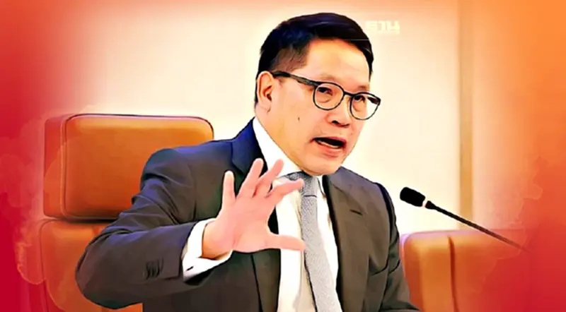 "อุตตม" เล็งตั้งกองทุนสร้างอนาคตเอสเอ็มอีไทยแสนล้านช่วย SMEs ทุกมิติ "อุตตม" เล็งตั้งกองทุนสร้างอนาคตเอสเอ็มอีไทยแสนล้านช่วย SMEs ทุกมิติ