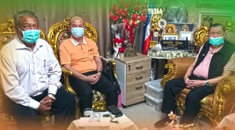 “บิ๊กจิ๋ว”สุดทนมอบ“วัชระ”เดินเรื่องจี้น้ำผึ้งเลิกใช้นามสกุล“ยงใจยุทธ" “บิ๊กจิ๋ว”สุดทนมอบ“วัชระ”เดินเรื่องจี้น้ำผึ้งเลิกใช้นามสกุล“ยงใจยุทธ"