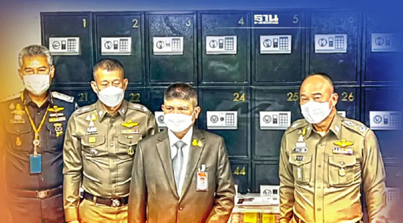 “เสกสกล” ลุยค้น “กองสลากพลัส” พบเงินหมุนเวียนกว่า 100 ล้าน บ./งวด “เสกสกล” ลุยค้น “กองสลากพลัส” พบเงินหมุนเวียนกว่า 100 ล้าน บ./งวด