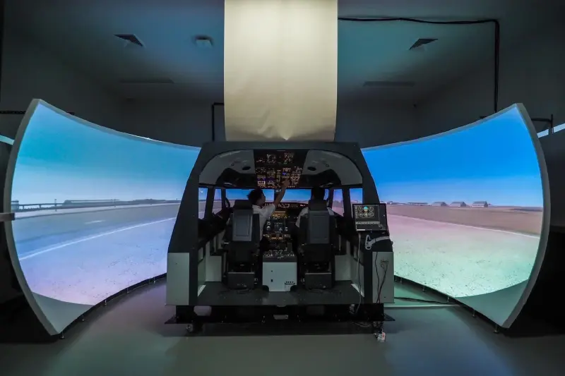 สถาบันการบินฯ มธบ. เปิดอบรม2หลักสูตรออนไลน์-ตั้งศูนย์ฝึกบิน Flight Simulator