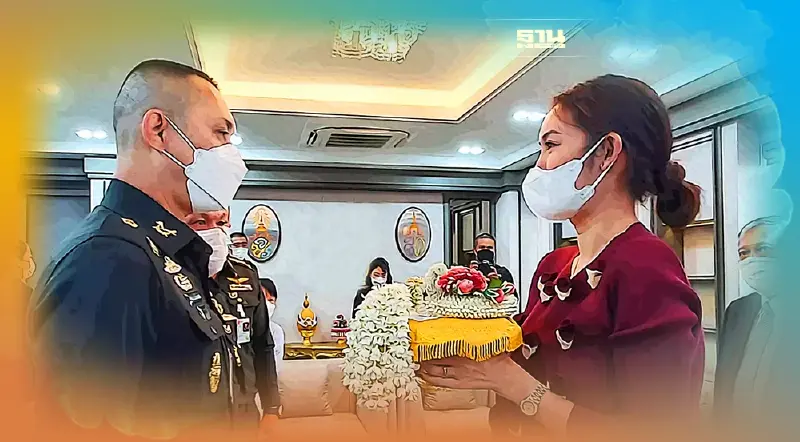 มือโพสต์ "ทหารบินสหรัฐ ฉีดไฟเซอร์  ขอขมา ผบ.ทบ.