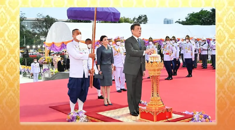ในหลวง ราชินี เสด็จฯ ไปทรงเปิดพระบรมราชานุสาวรีย์ร.6