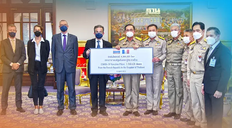 "นายกฯ" รับมอบ"ไฟเซอร์"  3.2 ล้านโดสจากฝรั่งเศส