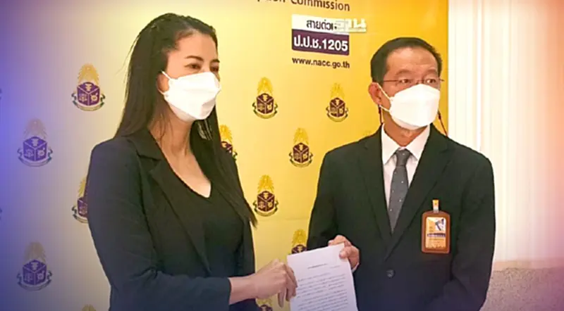 “ปารีณา”ร้องป.ป.ช.ฟัน“เสรีพิศุทธ์”ทั้งอาญา-จริยธรรมปมเงินกู้ 1 ล้านบาท “ปารีณา”ร้องป.ป.ช.ฟัน“เสรีพิศุทธ์”ทั้งอาญา-จริยธรรมปมเงินกู้ 1 ล้านบาท
