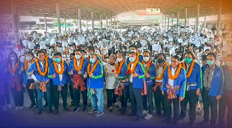 "อุตตม-สนธิรัตน์”ลุยอีสานเปิดตัว 3 ผู้สมัครส.ส.อุดรธานี อาสาแก้ปัญหาศก.