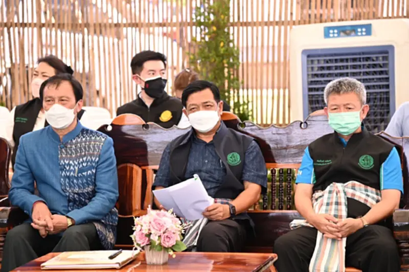 "อลงกรณ์" ติดตามโครงการพระราชดำริ "ประตูระบายน้ำลำน้ำพุง-น้ำก่ำ สกลนคร" "อลงกรณ์" ติดตามโครงการพระราชดำริ "ประตูระบายน้ำลำน้ำพุง-น้ำก่ำ สกลนคร"