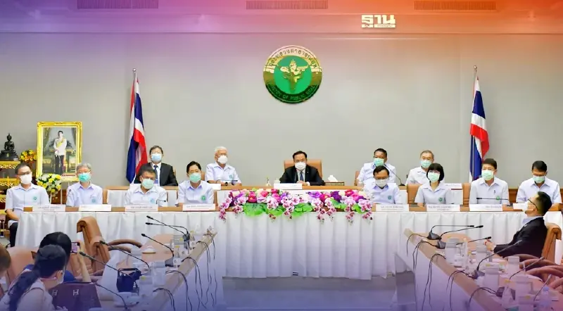 โควิดเป็นโรคประจำถิ่น อนุทิน เปิด 4 แนวทางพร้อมรับการปรับเปลี่ยน 