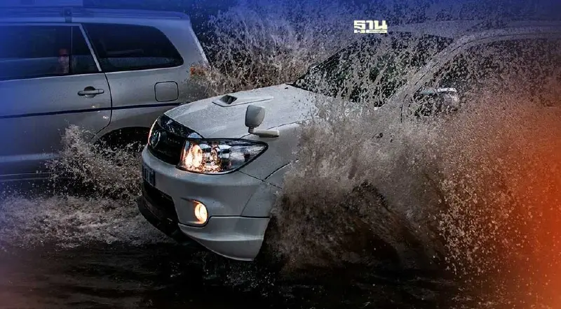แนะเทคนิค 5 ข้อขับรถลุยน้ำท่วม เช็คข้อควรรู้ที่นี่
