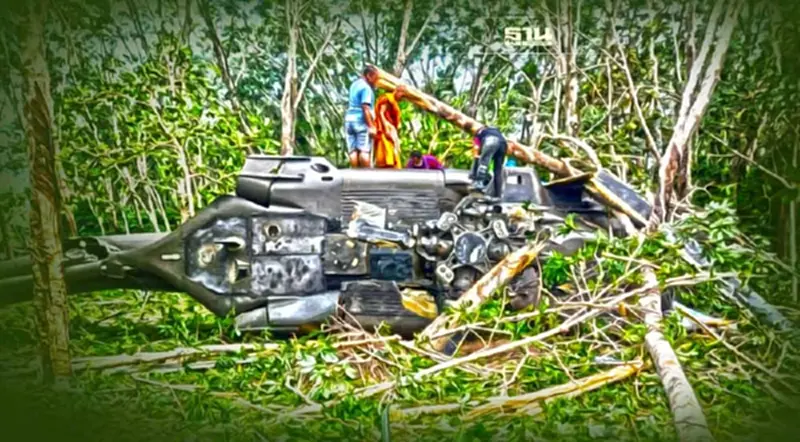 ด่วน ! เฮลิคอปเตอร์ "แม่ทัพภาค 4" บาดเจ็บ 6 ราย ด่วน ! เฮลิคอปเตอร์ "แม่ทัพภาค 4" บาดเจ็บ 6 ราย