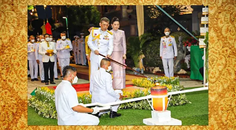 ในหลวง-พระราชินี เสด็จฯทรงบำเพ็ญพระราชกุศล วันอาสาฬหบูชา ในหลวง-พระราชินี เสด็จฯทรงบำเพ็ญพระราชกุศล วันอาสาฬหบูชา