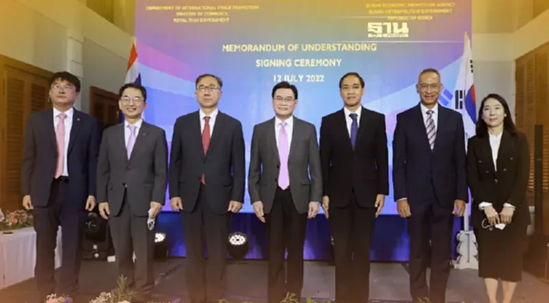 ทำรายได้เข้าไทยไม่หยุด! “จุรินทร์” สร้างประวัติศาสตร์ นำพาณิชย์ลงนาม Mini-FTA ไทย-ปูซาน ของเกาหลี ทำรายได้เข้าไทยไม่หยุด! “จุรินทร์” สร้างประวัติศาสตร์ นำพาณิชย์ลงนาม Mini-FTA ไทย-ปูซาน ของเกาหลี