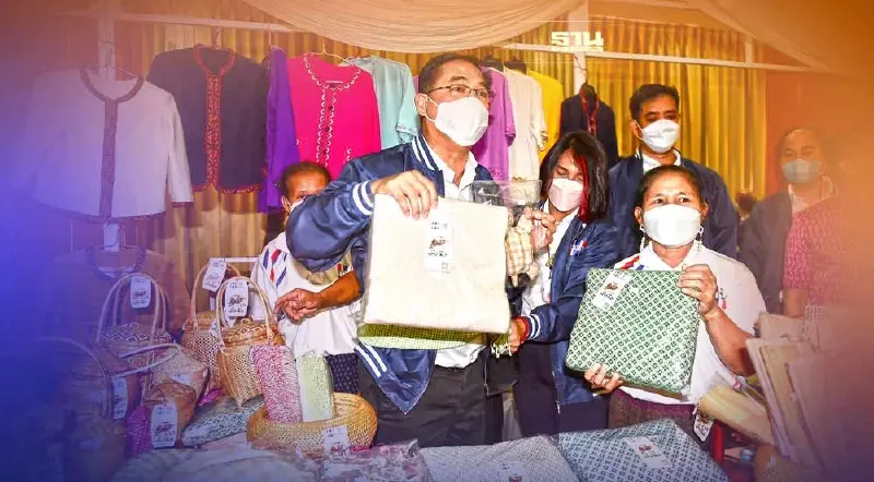 "อนุชา" ขับเคลื่อนกองทุนหมู่บ้านอีสานสู่ 4.0 สร้างความเข้มแข็ง ศก. ชุมชน