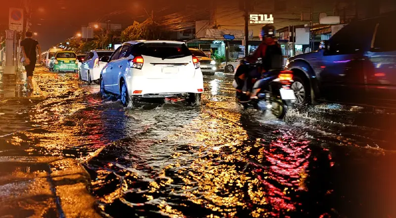 เช็คพิกัดฝนตกน้ำท่วมขังในกรุงเทพแบบเรียลไทม์ที่นี่