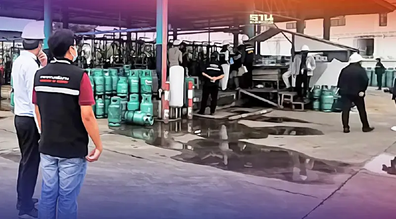 ไฟไหม้โรงบรรจุก๊าซหุงต้มสมุทรปราการ ธพ.ยันมีใบอนุญาตถึง 31 ธ.ค.