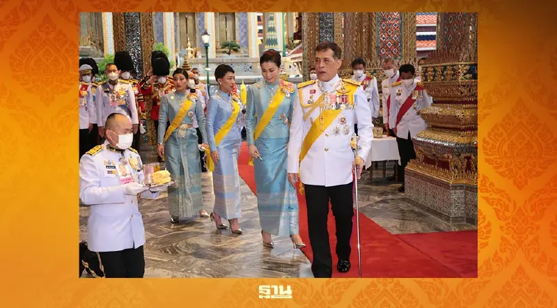 ในหลวง พระราชินี เสด็จฯ พระราชพิธีเฉลิมพระชนมพรรษา 90 พรรษาพระพันปีหลวง