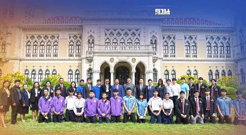 “ชัยวุฒิ”นำทีมเด็กไทยคว้ารางวัลแข่งหุ่นยนต์ระดับโลกเข้าพบนายกฯ