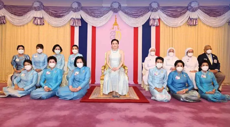 พระราชินีเสด็จฯ ทรงเป็นประธานงาน 90 พรรษาพระพันปีหลวง พระราชินีเสด็จฯ ทรงเป็นประธานงาน 90 พรรษาพระพันปีหลวง