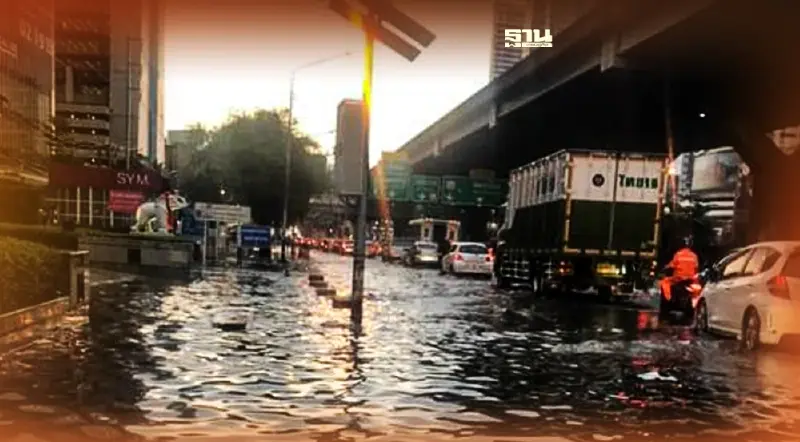 รถติดสาหัส!อัพเดท 5 เส้นทางฝนตก น้ำท่วมถนน วิภาวดีรังสิตอ่วมสุด