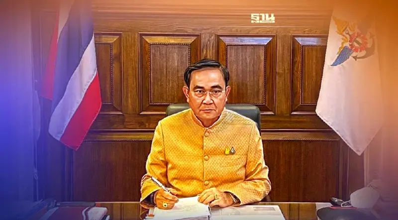 เปิดภาพ "บิ๊กตู่" ถกครม.ออนไลน์ "พี่ป้อม" มาดนิ่ง ไม่ตอบเรื่องการเมือง