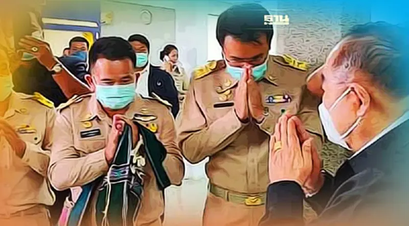 ท้องถิ่นตากบุกยื่นหนังสือ"ลุงป้อม"ของบพัฒนาถนน-ดิจิทัลโรงเรียน ท้องถิ่นตากบุกยื่นหนังสือ"ลุงป้อม"ของบพัฒนาถนน-ดิจิทัลโรงเรียน
