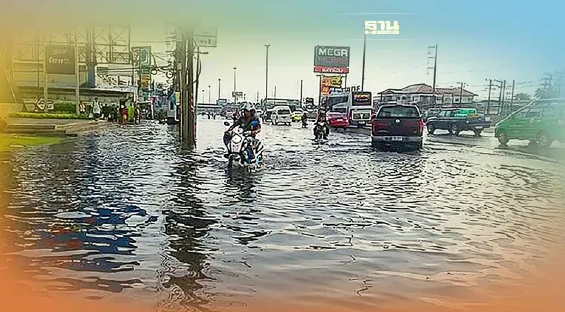 "คลองรังสิต" ยังอ่วม น้ำลดแต่ยังติดธงส้มเป็น "พื้นที่เสี่ยงอันตราย"