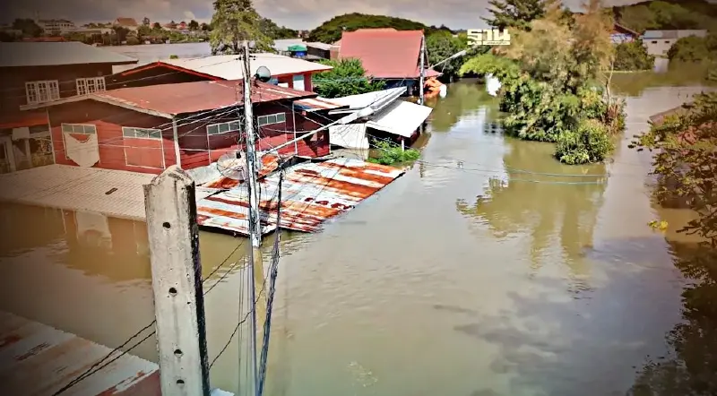 อธิบดีกรมโยธาธิการและผังเมืองลงพื้นที่ติดตาม "น้ำท่วมอุบลราชธานี"