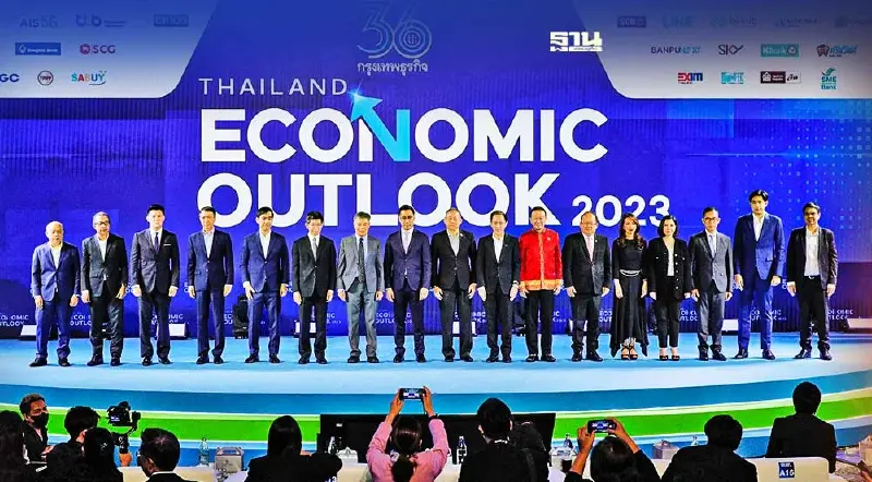 ธุรกิจไทยสู้กลับ รับมือโลกเสี่ยง มั่นใจฟื้น“ยั่งยืน” ธุรกิจไทยสู้กลับ รับมือโลกเสี่ยง มั่นใจฟื้น“ยั่งยืน”