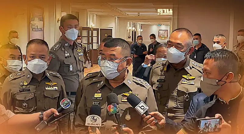 จับแล้ว! ดาบตำรวจขโมยปืน สภ.ปากเกร็ด กว่า 100 กระบอก